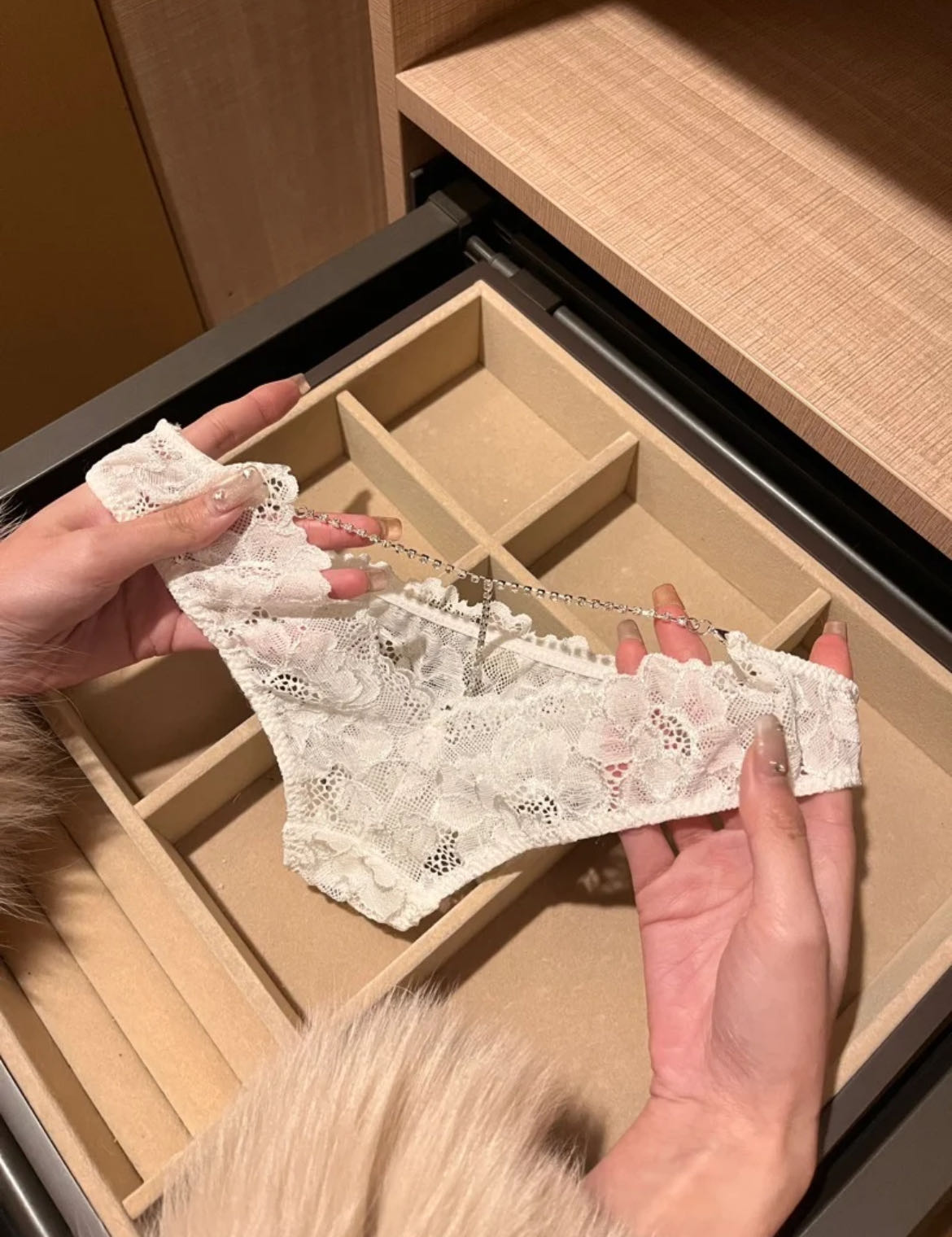 White design Women’s sexy thong